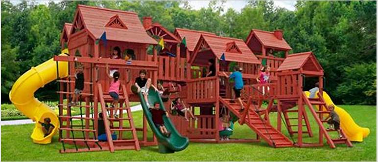 Best backyard playground
